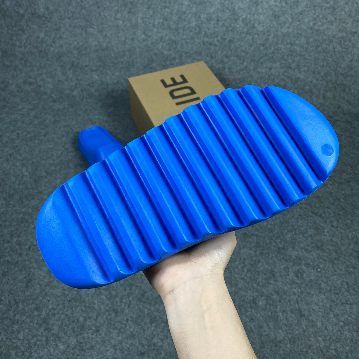 Yeezy Slides 'Enfora'