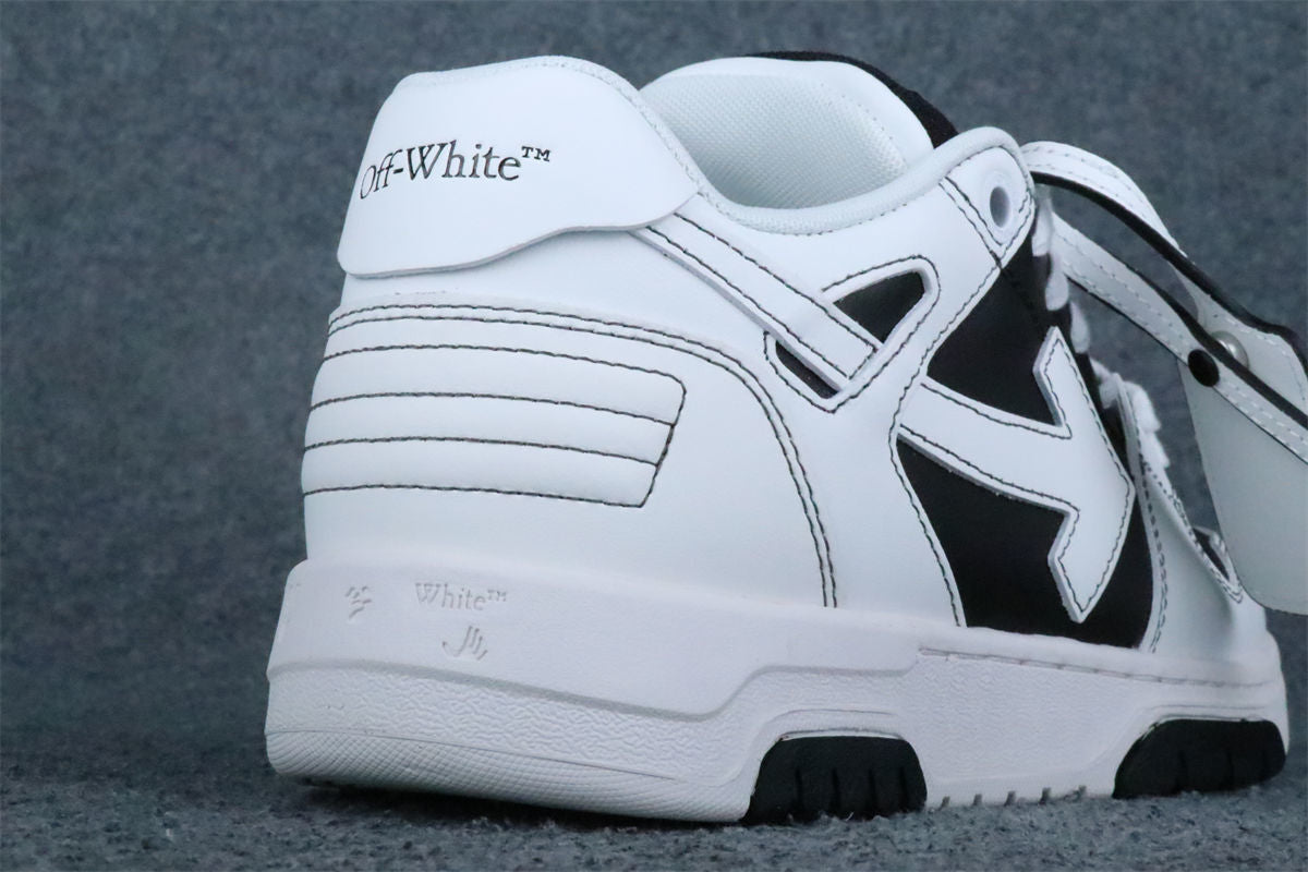 Off-White Out of Office 'White Black'