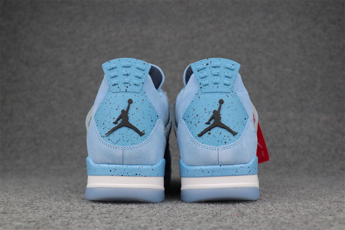 Air Jordan 4 Retro 'UNC Football' PE
