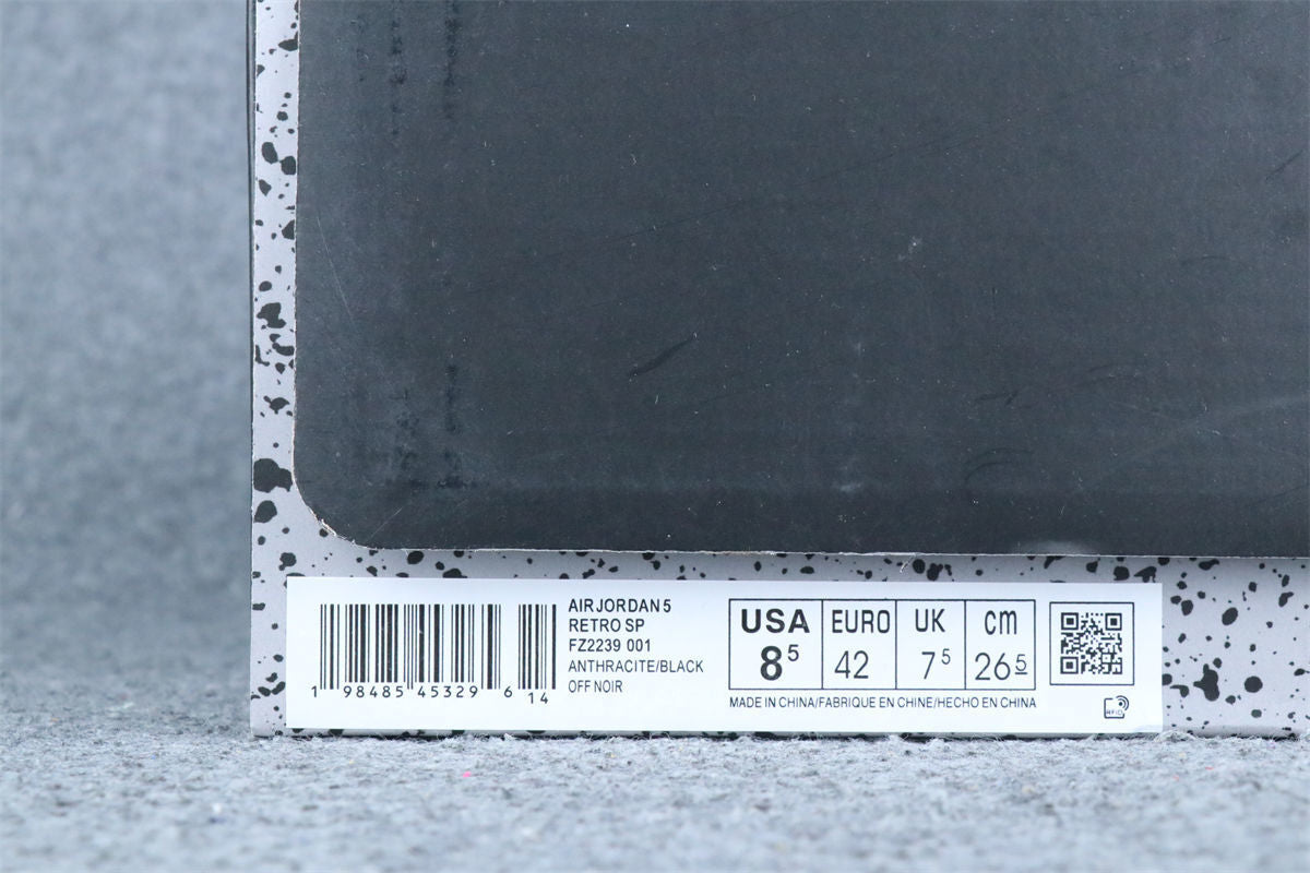 (Custom) Air Jordan 5 Retro “Black Cat”