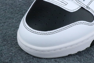 Off-White Out of Office 'White Black'