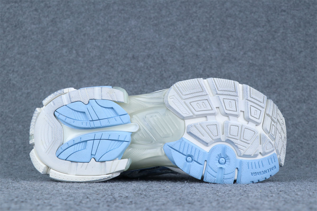Balenciaga Wmns Runner Sneaker 'Light Blue'