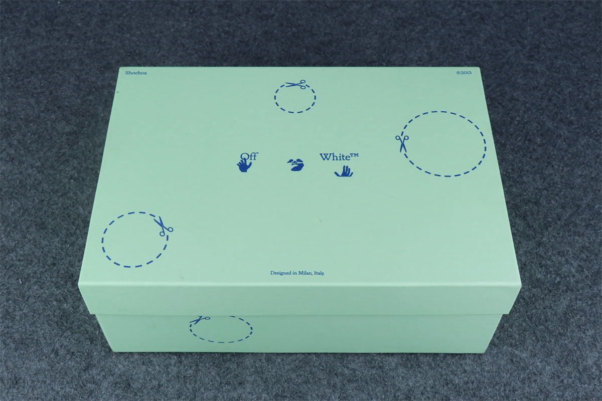 Off-White Out of Office 'Black White Blue'