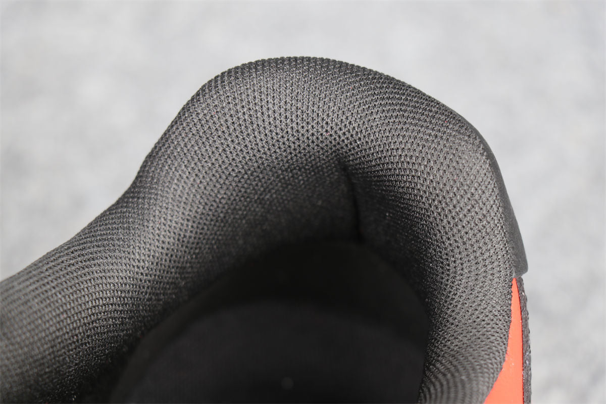 Off-White Out of Office 'Red White Black'