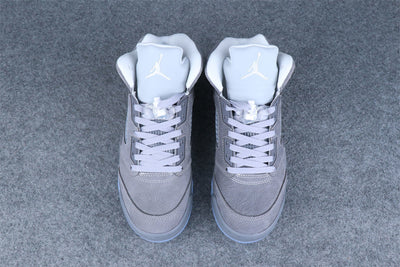 (Early Look) Air Jordan 5 'Wolf Grey' 2026