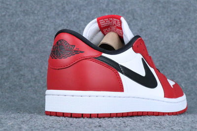 Air Jordan 1 Retro Low OG 'Chicago' 2025