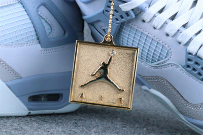 Air Jordan 4 Retro UNC Tar Heels PE (2025)