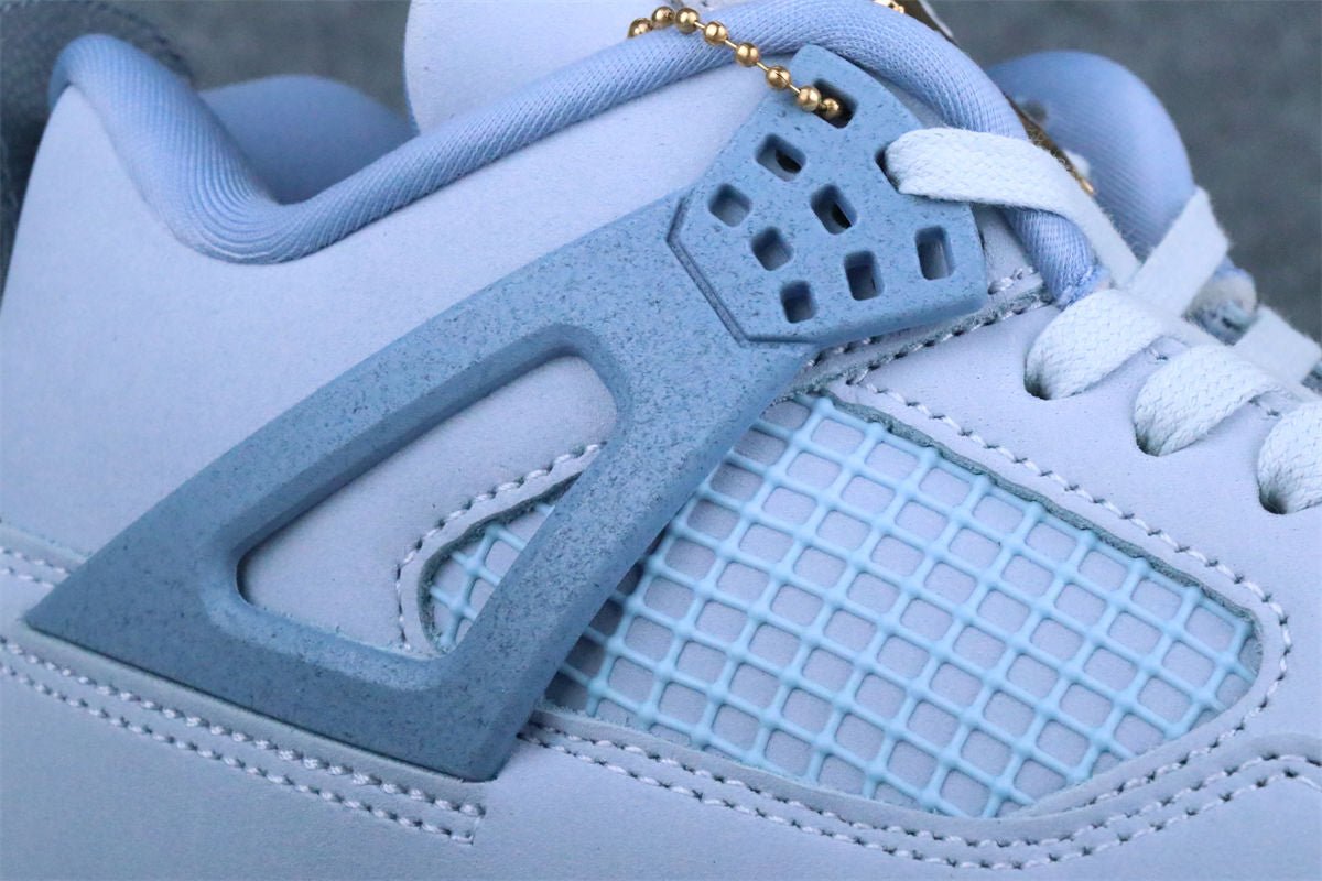Air Jordan 4 Retro UNC Tar Heels PE (2025)