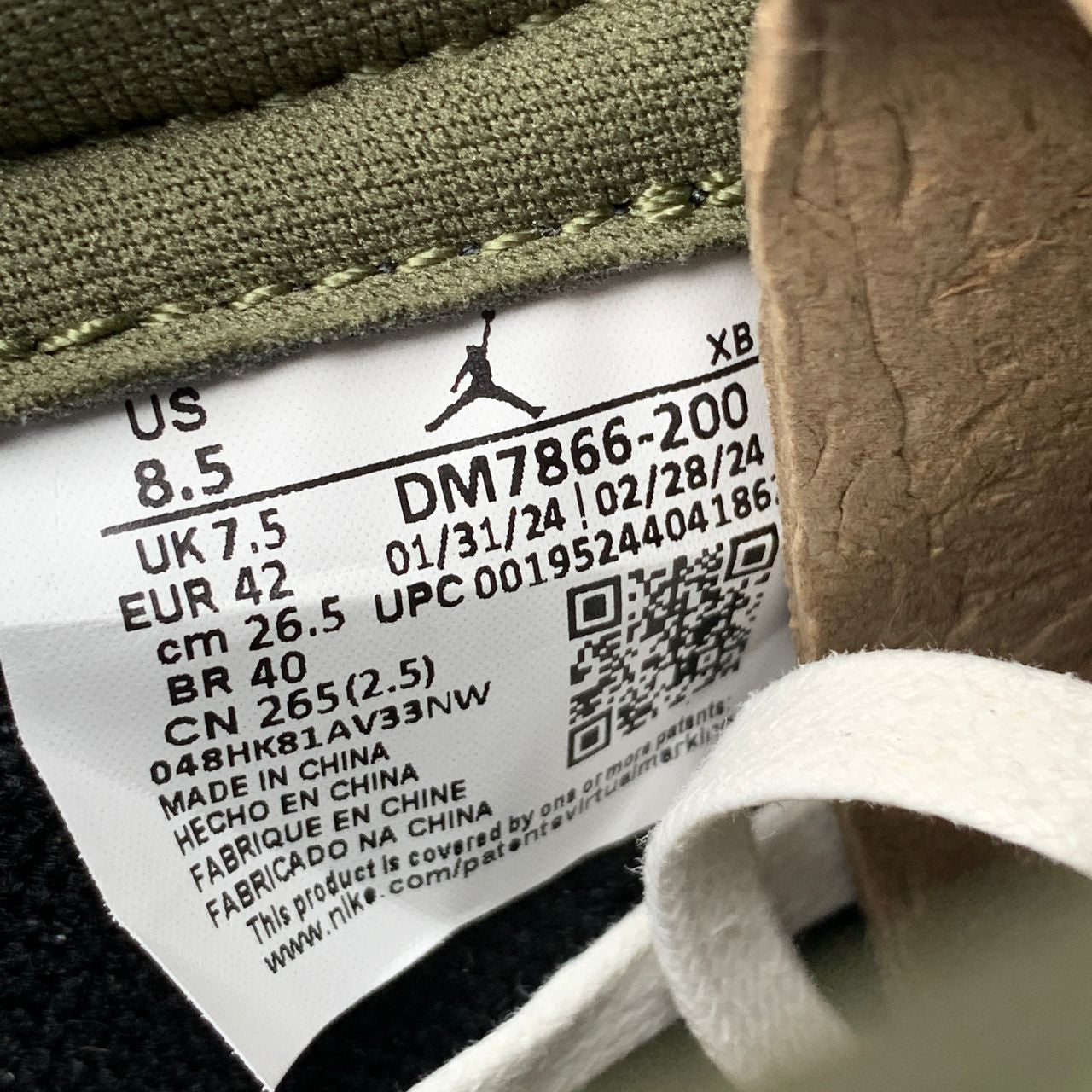 Travis Scott x Air Jordan 1 Low OG SP 'Medium Olive'