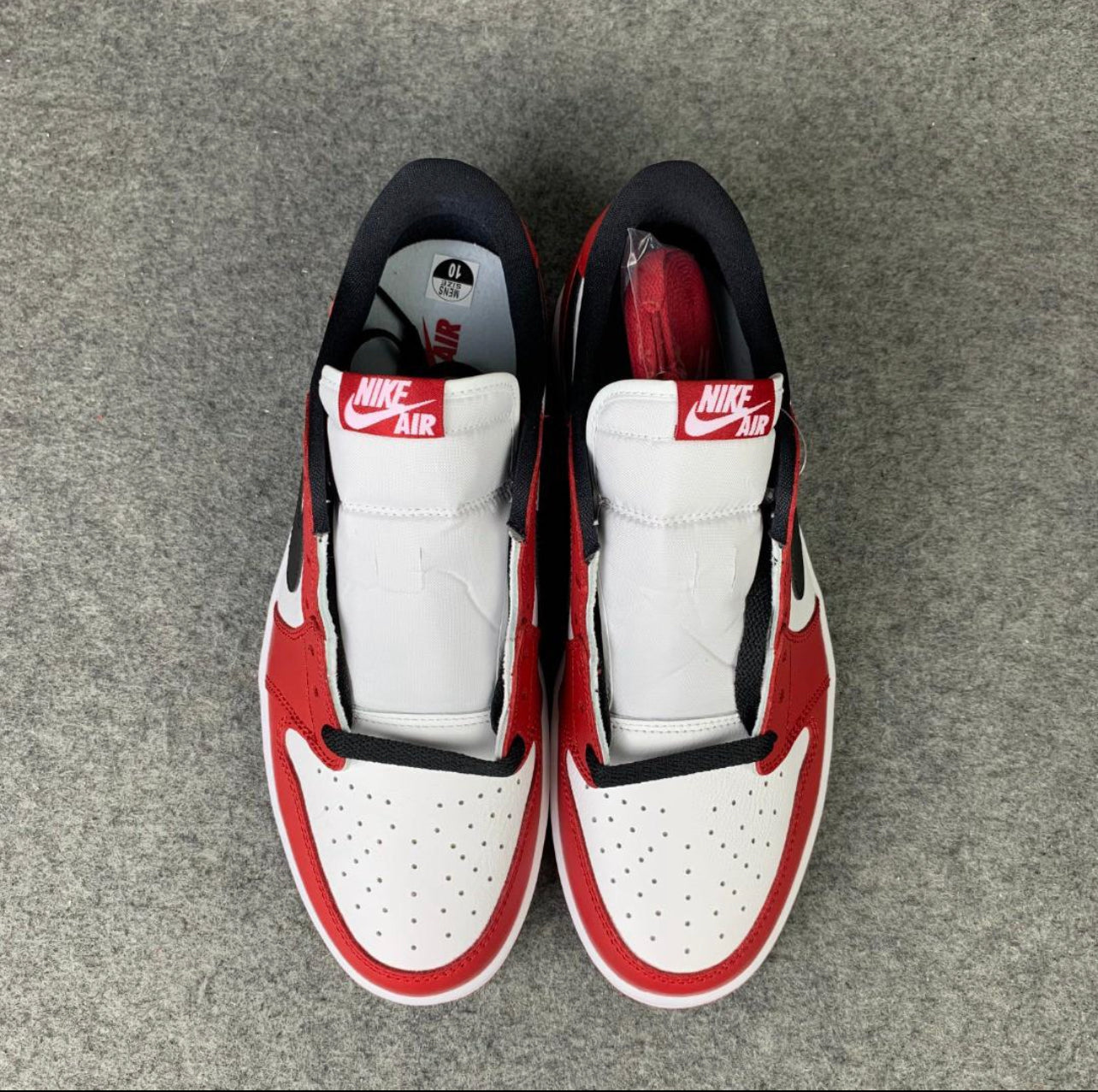 Air Jordan 1 Retro Low OG 'Chicago'