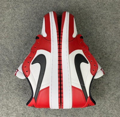 Air Jordan 1 Retro Low OG 'Chicago'