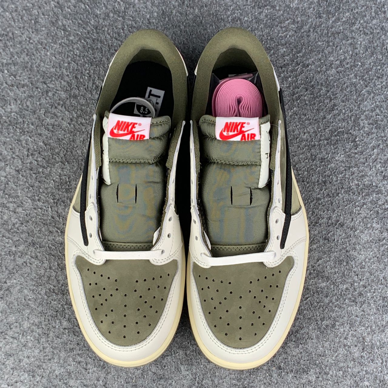 Travis Scott x Air Jordan 1 Low OG SP 'Medium Olive'