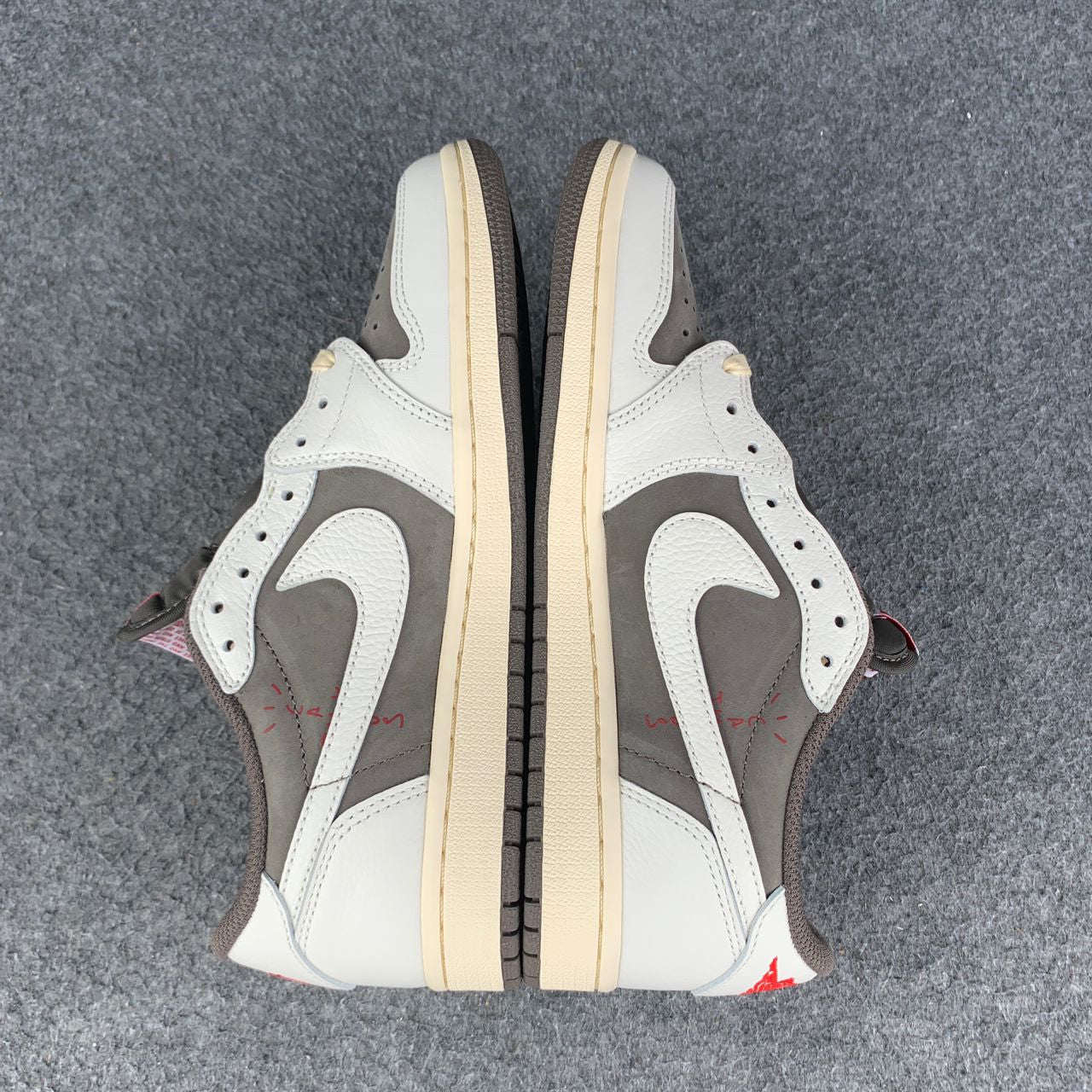 Travis Scott x Air Jordan 1 Low 'Reverse Mocha'