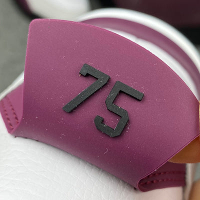 Paris Saint-Germain x Air Jordan 4 Retro 'Bordeaux' 
