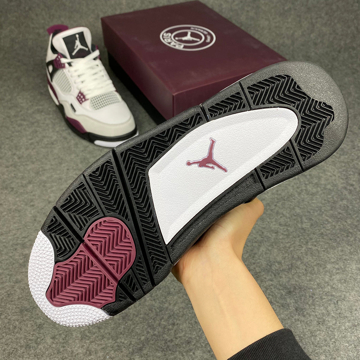 Paris Saint-Germain x Air Jordan 4 Retro 'Bordeaux' 