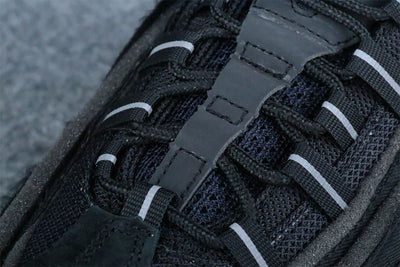 Comme des Garçons x Air Max 95 'Black'