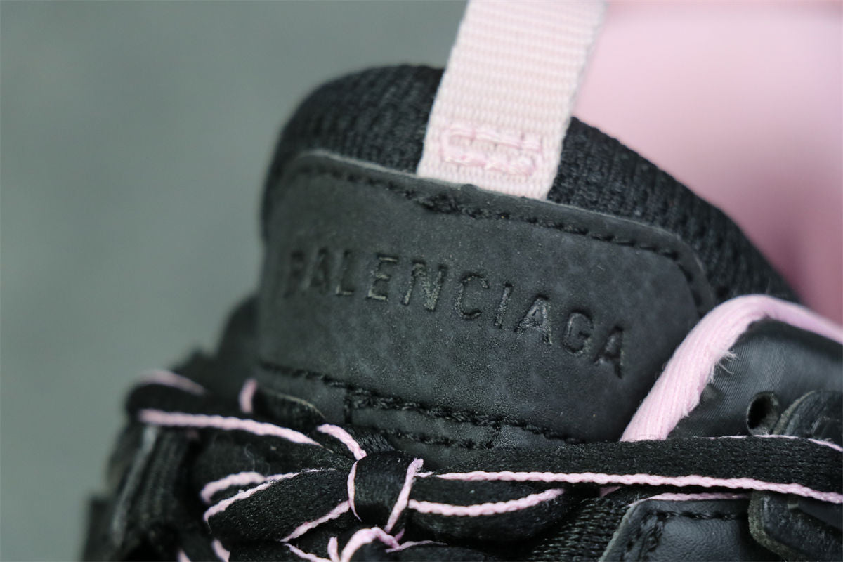 Wmns Track Sneaker 'Black Pink'