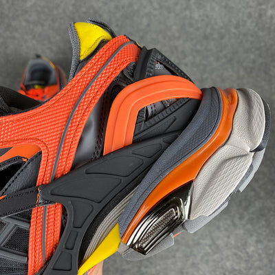 Track 2 Trainer 'Orange Black'