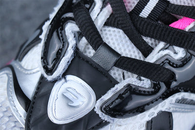 Wmns Runner Sneaker 'Worn-Out - Silver Pink'