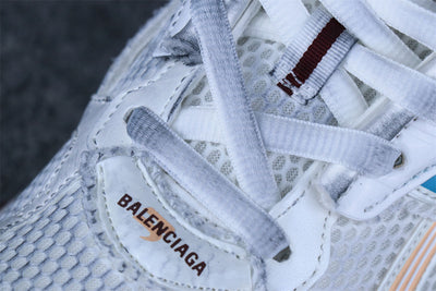 Wmns Runner Sneaker 'Worn-Out - White Blue Pink'