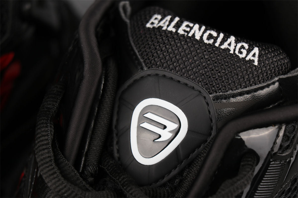 Runner Sneaker 'Graffiti - Black Red'