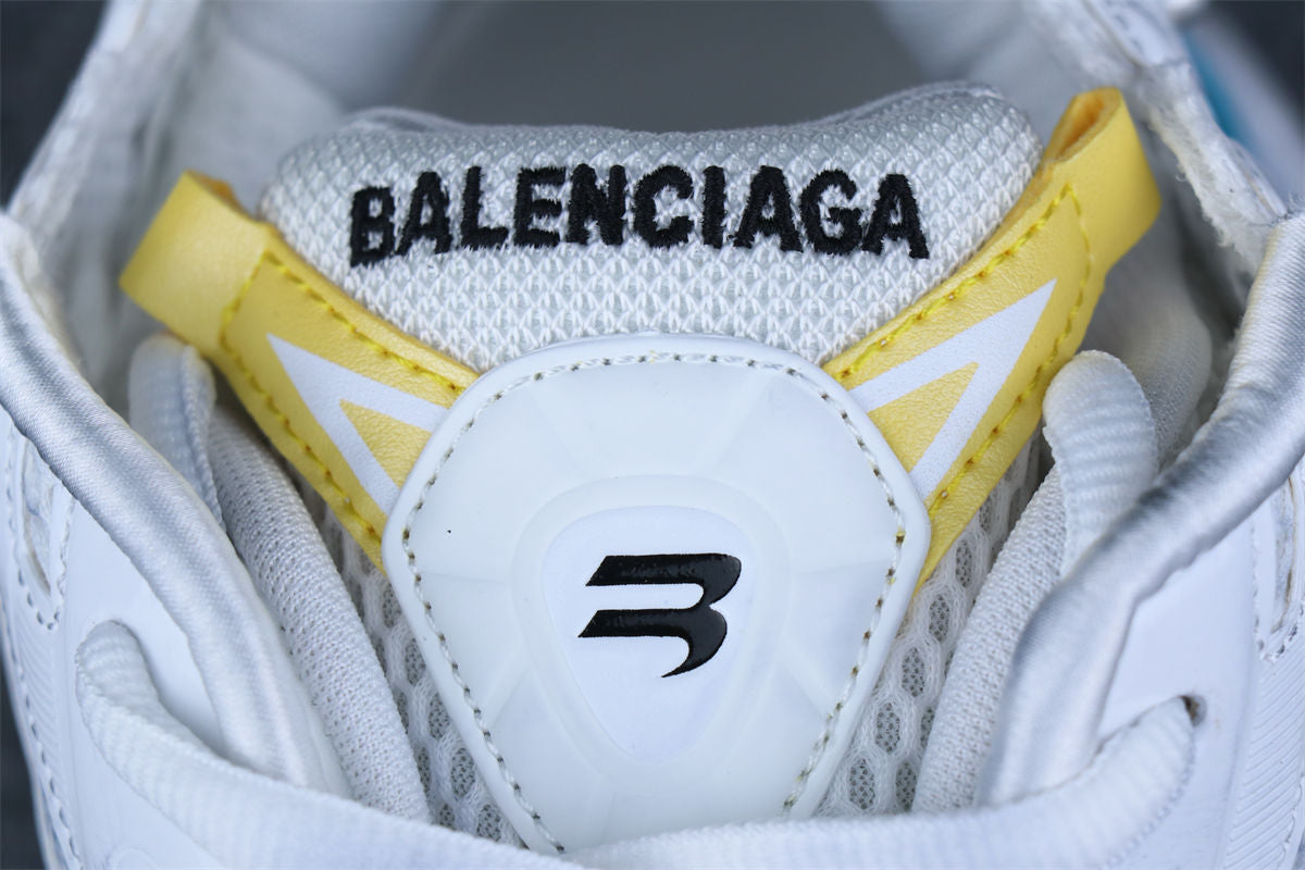 Runner Sneaker 'Worn-Out - White Multi-Color'