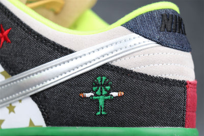 Dunk Low SB 'What The Dunk'