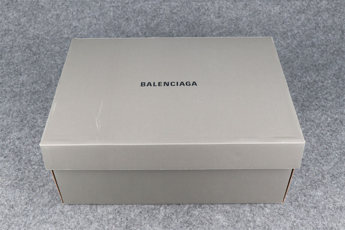Wmns Track Sneaker 'Beige'