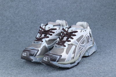 Runner Sneaker 'Worn-Out - Beige Brown'