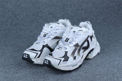Runner Sneaker 'Worn-Out - Grey White Black'