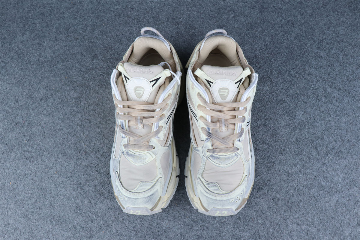 Wmns Runner 'Worn-Out - Beige'