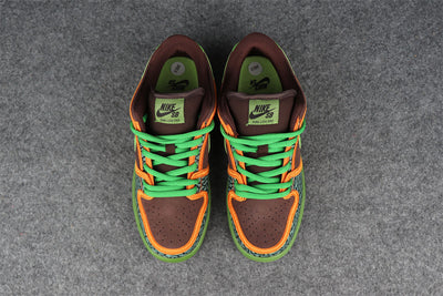 Dunk Low Premium SB QS 'De La Soul'