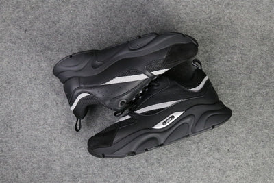 B22 'Black Reflective'