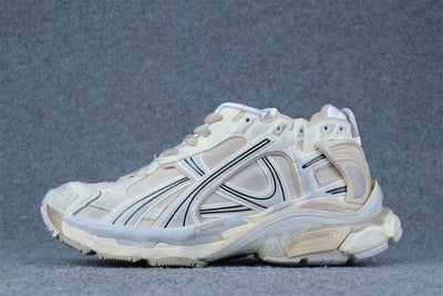 Wmns Runner 'Worn-Out - Beige'