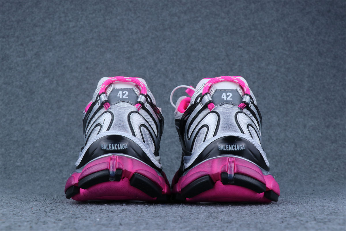Wmns Runner Sneaker 'Worn-Out - Silver Pink'