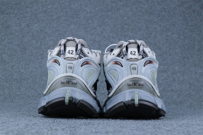 Runner Sneaker 'Worn-Out - Beige Brown'
