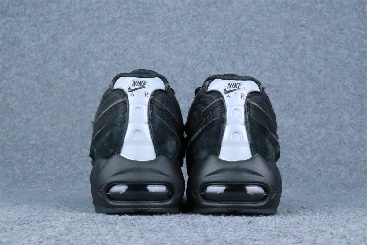 Comme des Garçons x Air Max 95 'Black'