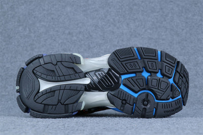 Runner Graffiti Sneaker 'Grey Red Blue'