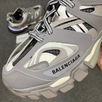 Wmns Track LED Sneaker 'Grey White'