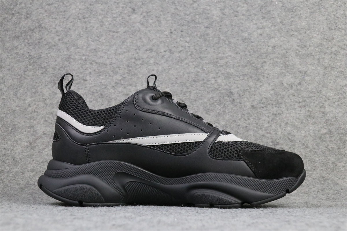 B22 'Black Reflective'