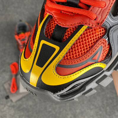 Track 2 Trainer 'Orange Black'