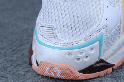 Wmns Runner Sneaker 'Worn-Out - White Blue Pink'