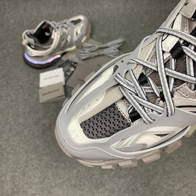 Wmns Track LED Sneaker 'Grey White'