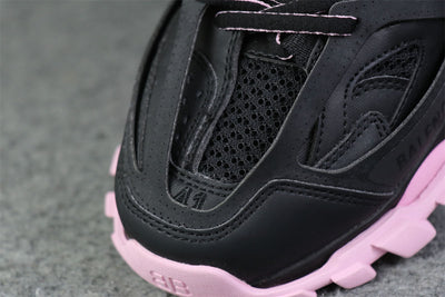 Wmns Track Sneaker 'Black Pink'