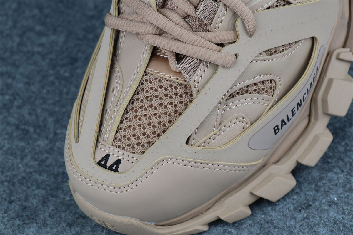 Wmns Track Sneaker 'Beige'