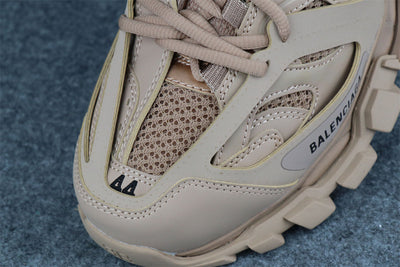 Wmns Track Sneaker 'Beige'