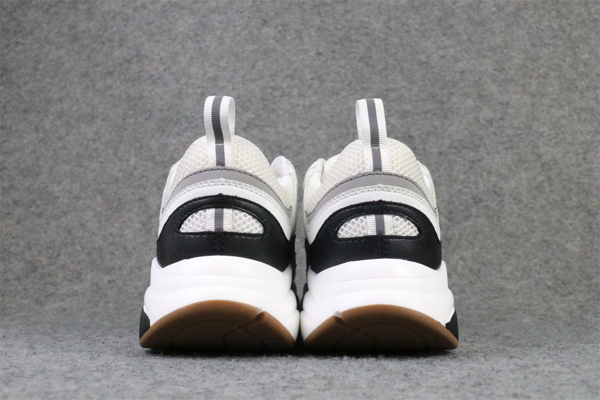 B22 'White Black Gum'