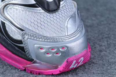 Wmns Runner Sneaker 'Worn-Out - Silver Pink'