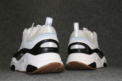 B22 'White Black Gum'