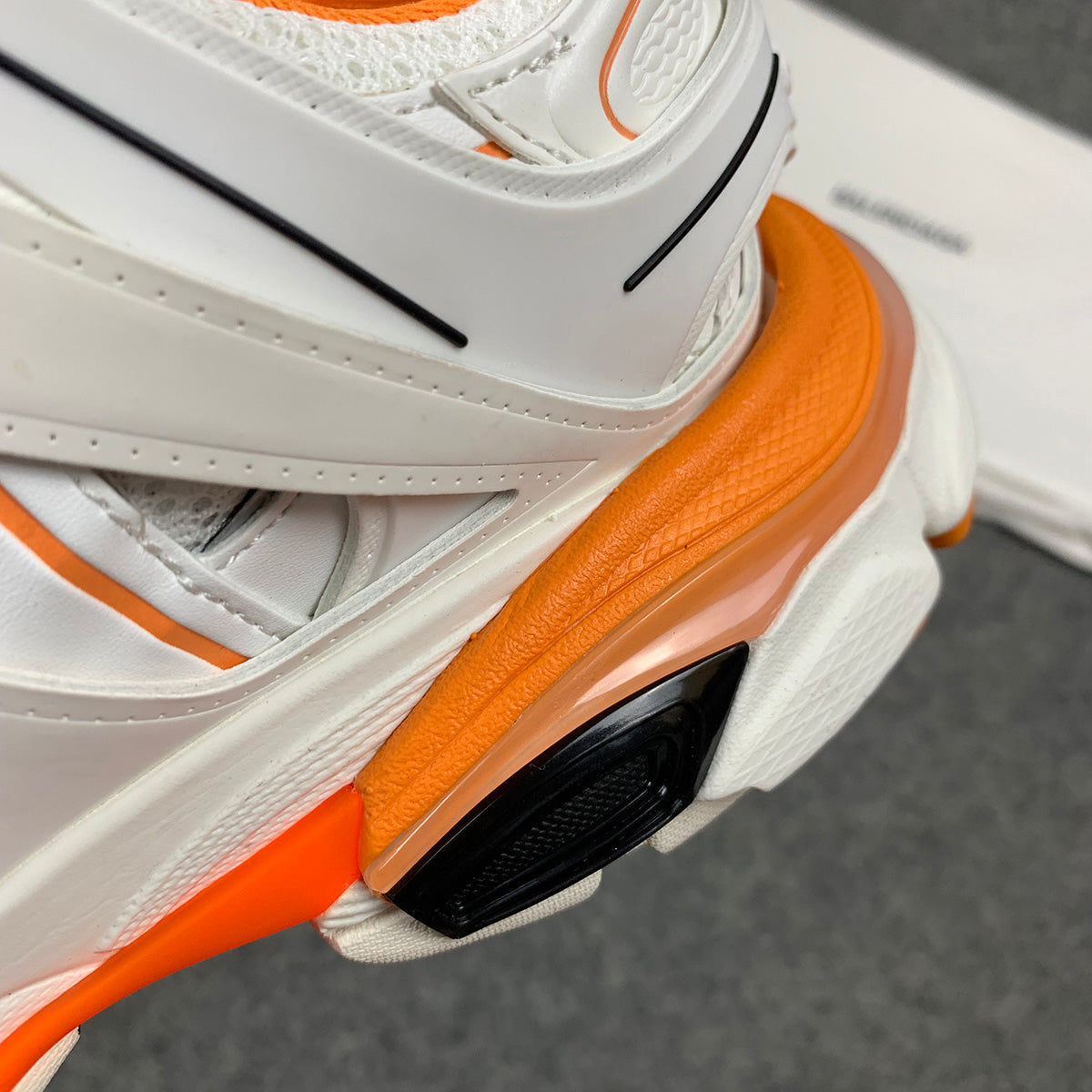 Wmns Track Trainer 'White Orange'